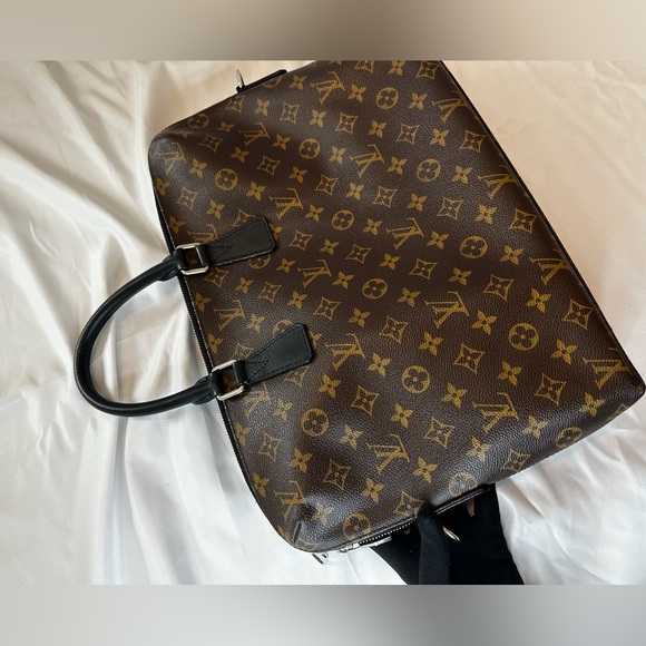 Louis Vuitton men business bag - Picture 5 of 9